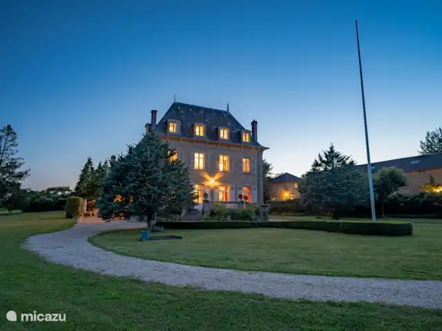 Joffreny | France, Haute-Vienne, Bussière-Galant - gîte / cottage Château illuminé