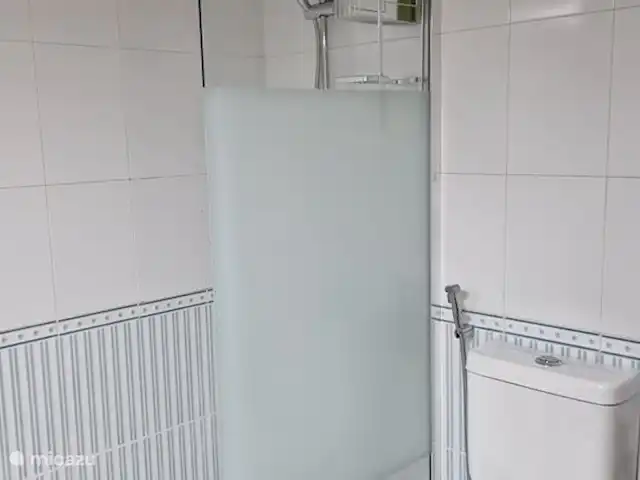 geschakelde woning huren in Spanje, Costa Blanca, Santa Pola – Casa Santa Pola Lekker douchen.