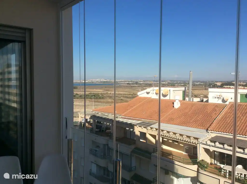 terrasse avec rideaux de verre et chauffage
