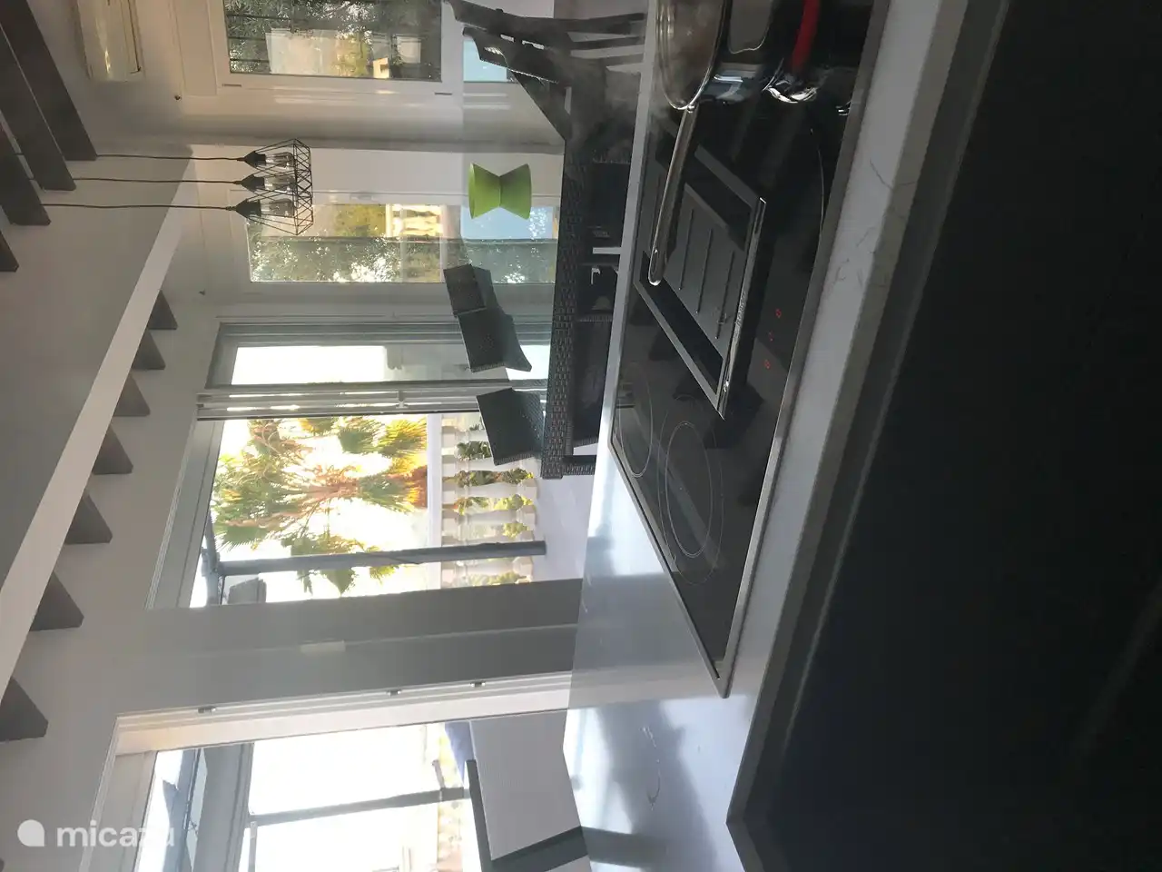 cooking with sea view