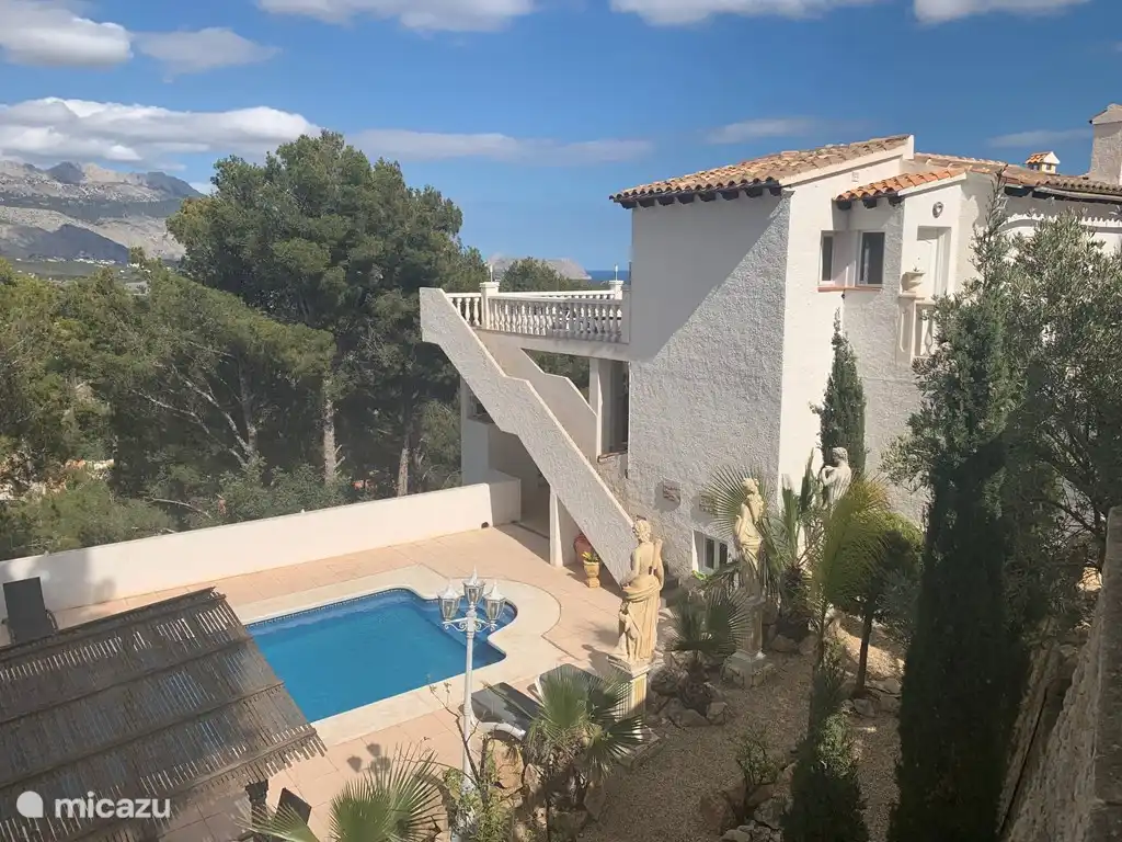 beautiful villa for 6-8 Pers with private swimming pool and amazing views of the Mediterranean sea
