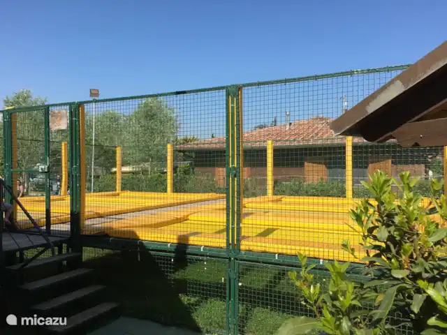 Mobil home camping familial en bord de mer | Italie, Toscane, Viareggio - maison de vacances Trampolines