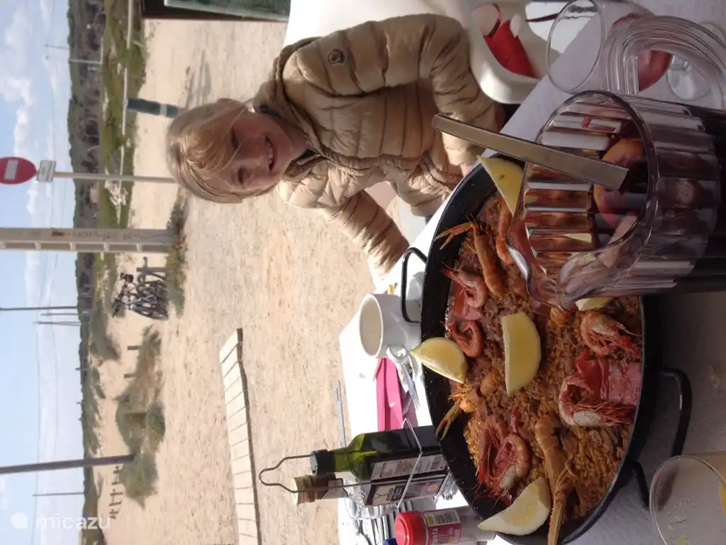 Paella am Strand Anfang April 2018