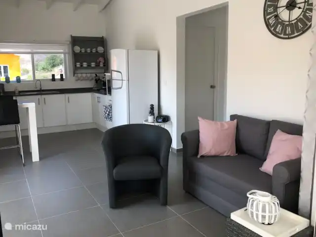 Location de Vacances Curaçao, Banda Abou (ouest), Fontein, villa - Villa Paradis Salon et cuisine