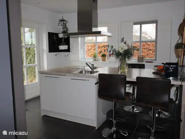 Sous le Toit du Brabant | Pays-Bas, Brabant-Septentrional, Mierlo - bungalow Cuisine avec îlot de cuisson