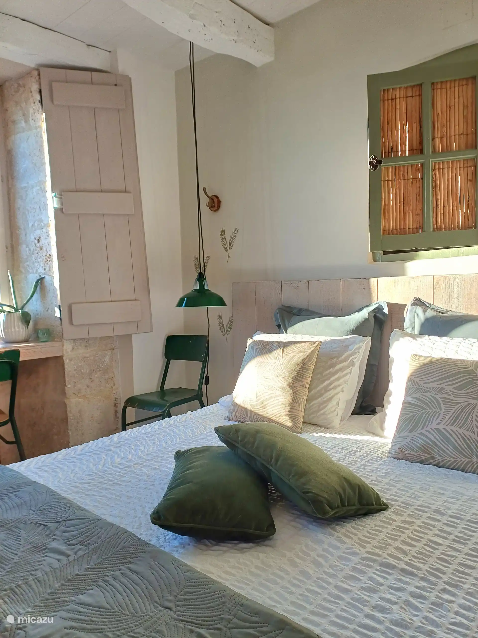 Comfortabel bed-meubilair.