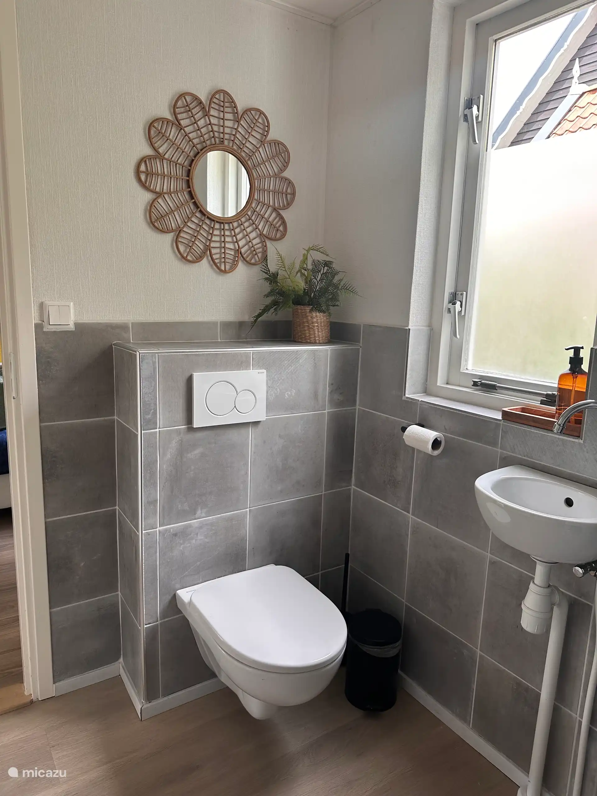 Zweite Toilette in der Waschküche