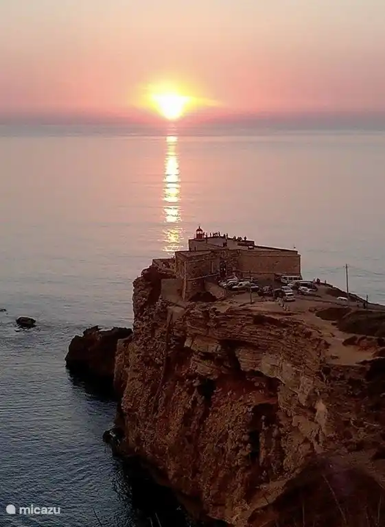 Der Leuchtturm bei Sonnenuntergang