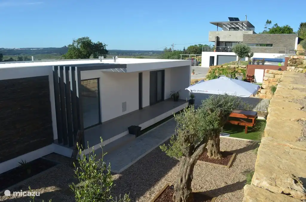 Rückseite der Einheit