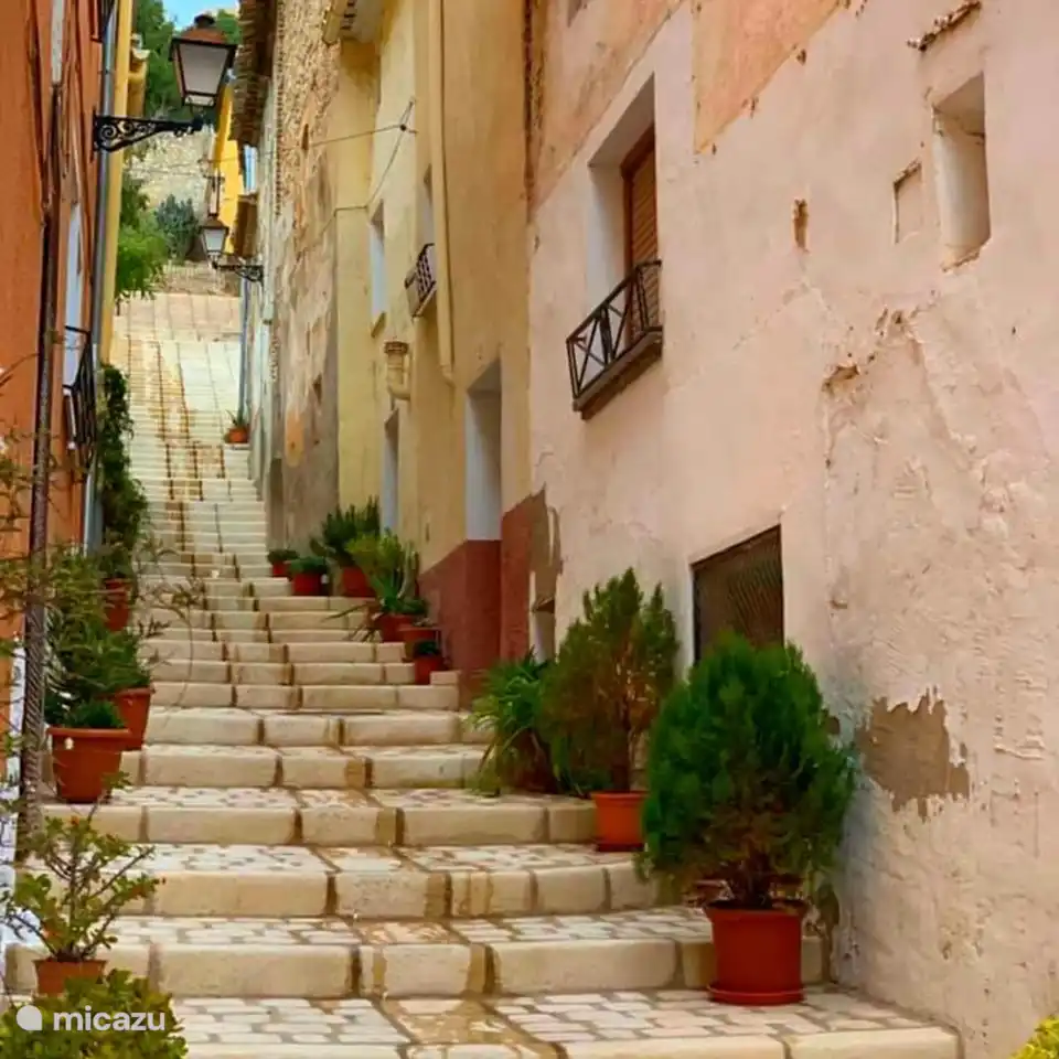 Genießen Sie die vielen spanischen Dörfer und entdecken Sie die verborgenen Schätze