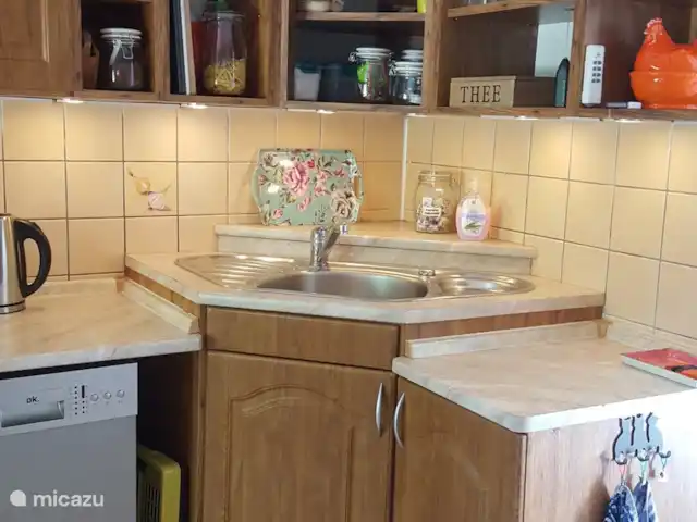 gîte / cottage huren in Tsjechië, Liberec, Levousy – Cottage Levousy Ook een vaatwasser is aanwezig