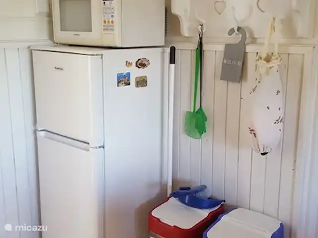 gîte / cottage huren in Tsjechië, Liberec, Levousy – Cottage Levousy Koelkast met diepvries en magnetron.