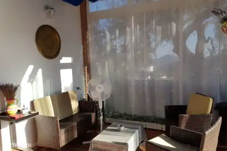 Vakantiehuis Spanje, Andalusië, Canillas De Albaida villa Villa Flamenca overdekt terras