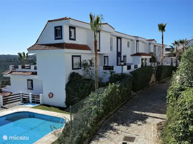 Vistamar | Espagne, Costa del Sol, Manilva - appartement piscine à côté de l'immeuble