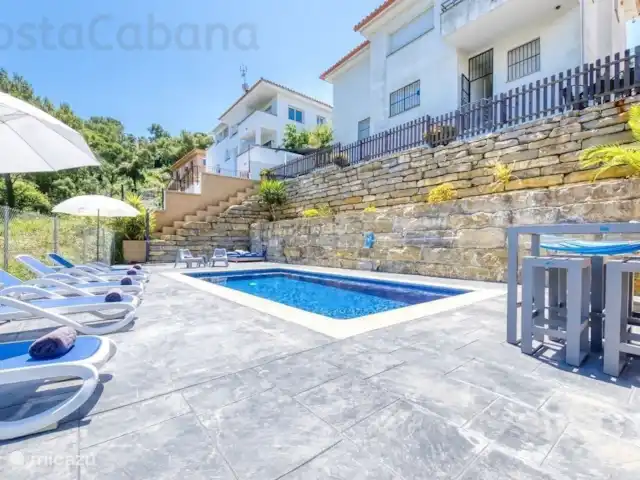 CostaCabana - Villa Fransisca huren in Spanje, Costa Brava, Lloret de Mar - villa Rondom het zwembad