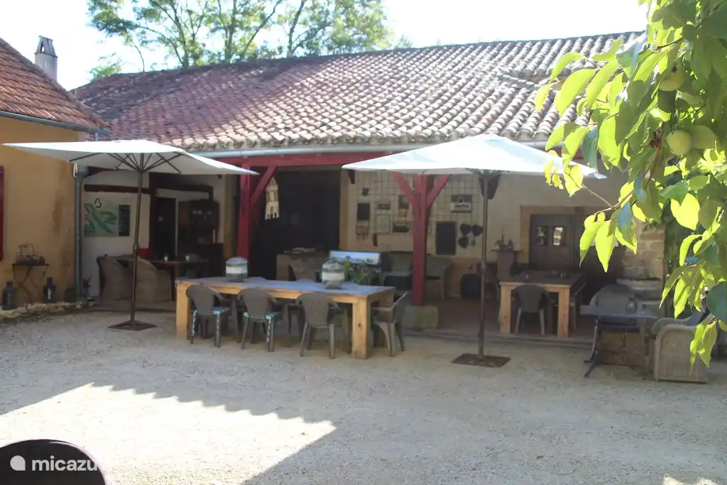 Bouys ensemble ; quelque chose pour tout le monde