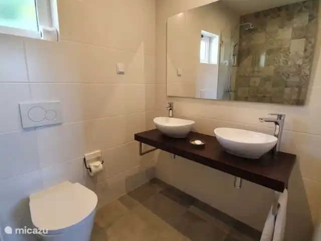 Location de Vacances Portugal, Algarve, Vale Judeu, studio - Casa do Alto 22, rez-de-chaussée app. Évier double