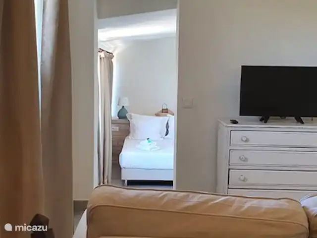 Location de Vacances Portugal, Algarve, Vale Judeu, studio - Casa do Alto 22, rez-de-chaussée app. Pour la chambre, descendez 3 marches