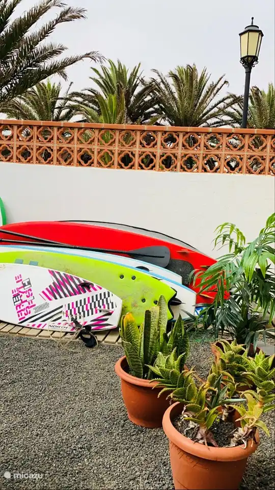 Sichere Aufbewahrung von Wassersportarten/Fahrrädern