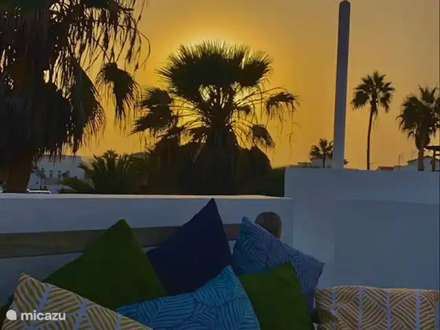 Maison50m de la mer+piscine+jardin+terrasse sur le toit | Espagne, Fuerteventura, Corralejo - maison de vacances Se prélasser au coucher du soleil