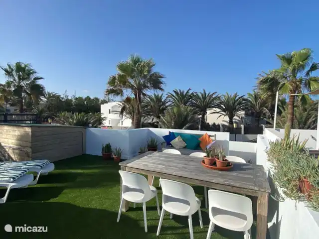 Maison50m de la mer+piscine+jardin+terrasse sur le toit | Espagne, Fuerteventura, Corralejo - maison de vacances Terrasse ensoleillée sur le toit