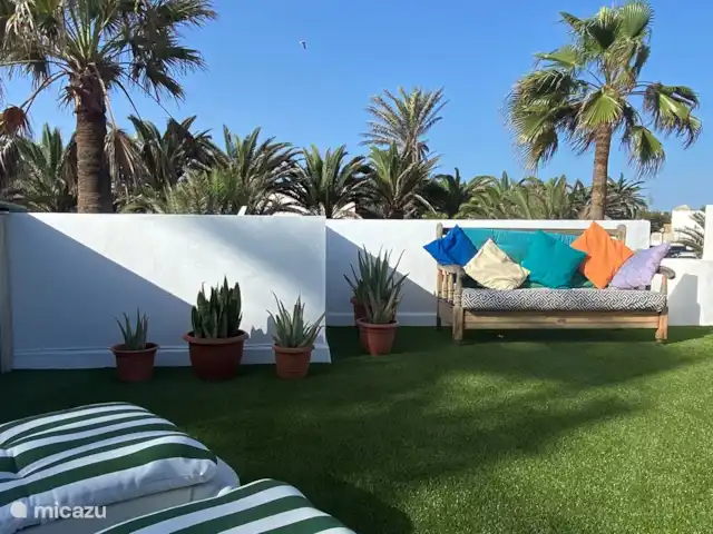 Maison50m de la mer+piscine+jardin+terrasse sur le toit | Espagne, Fuerteventura, Corralejo - maison de vacances Merveilleux espaces de détente sur le toit-terrasse ensoleillé