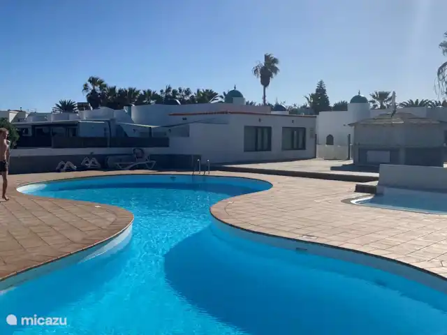Maison50m de la mer+piscine+jardin+terrasse sur le toit | Espagne, Fuerteventura, Corralejo - maison de vacances Piscine commune (non chauffée)
