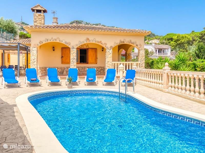 Holiday home in Spain, Costa Brava, Lloret de Mar Villa CostaCabana - Villa Saraic