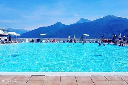 Openlucht zwembad Menaggio