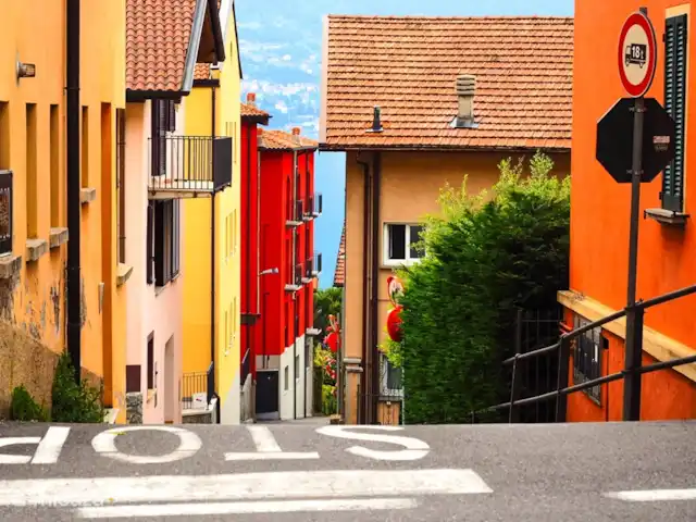 Le Quattro Stagioni Lakeview-beach huren in Italië, Comomeer, Acquaseria - appartement Steile straat via Lario naar het meer en het appartement