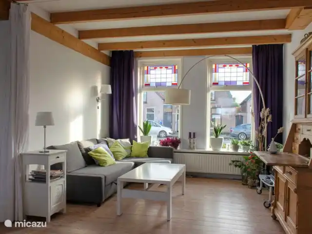 De Groese Zeewinde | Pays-Bas, Zélande, Groede - maison de vacances Le salon spacieux avec vitraux...
