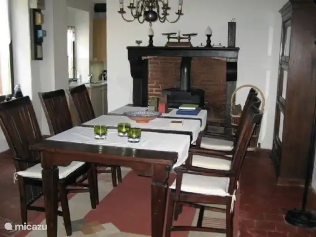 La Rosière | France, Allier, Couleuvre - maison de vacances Notre cuisine, qui contient aussi le réfrigérateur, etc. Le coin cuisine est dans la cuisine.