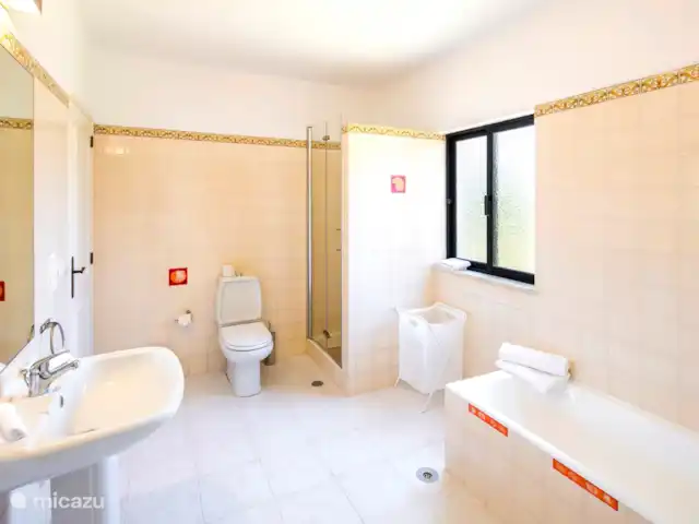 Vale à Pena | Portugal, Algarve, Carvoeiro - villa Salle de bains
