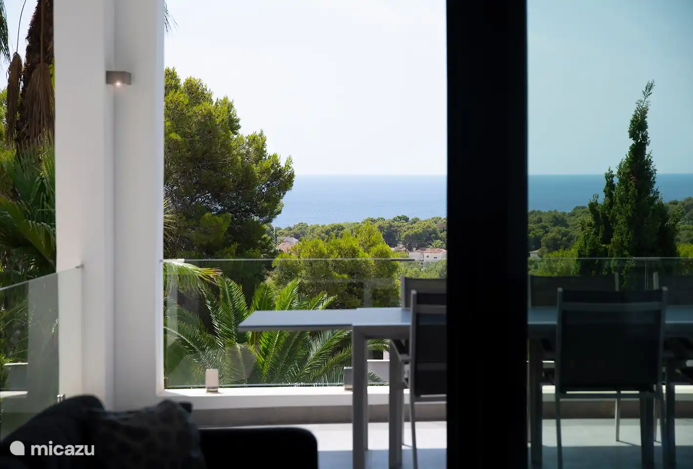 Blick aus dem Wohnzimmer