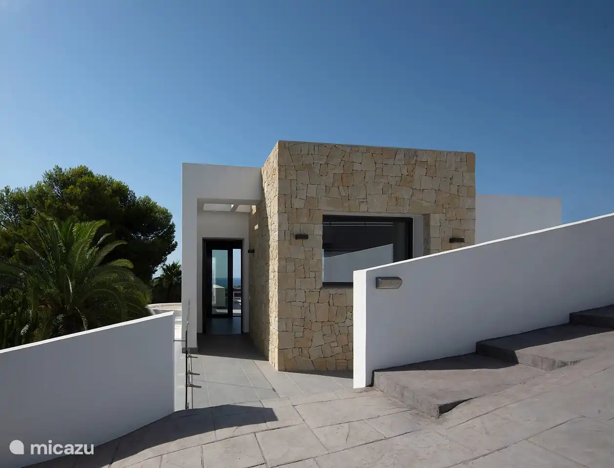 Eingang des Hauses in der obersten Etage