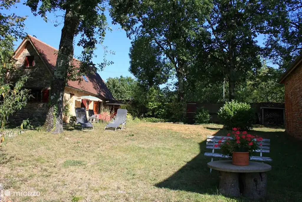 Rent La Combe De La Fuste In Florimont Gaumier Dordogne Micazu