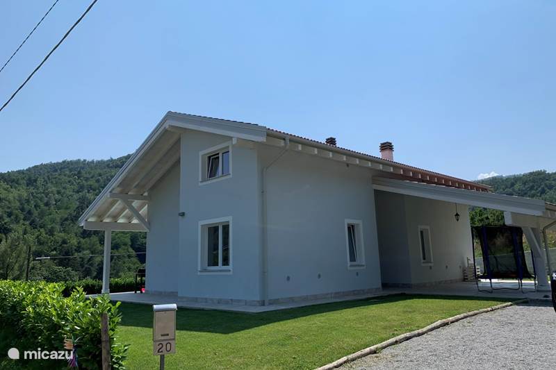 Vakantiehuis Italië, Ligurië, Plodio Villa Nieuwe villa tussen zee & wijnstreek