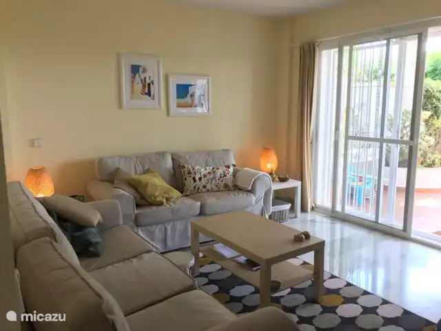 Cornisa, Vista Mar-Piscinas-Privacidad en España, Costa del Sol, Sitio de Calahonda - apartamento Tenemos wifi gratuito y tenemos canales de radio y televisión holandeses, alemanes e ingleses.