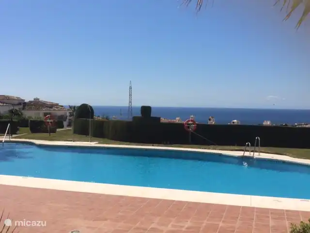 Cornisa, Vista Mar-Piscinas-Privacidad en España, Costa del Sol, Sitio de Calahonda - apartamento Vista al mar desde la piscina