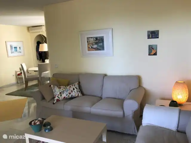 Cornisa, Vista Mar-Piscinas-Privacidad en España, Costa del Sol, Sitio de Calahonda - apartamento La sala de estar