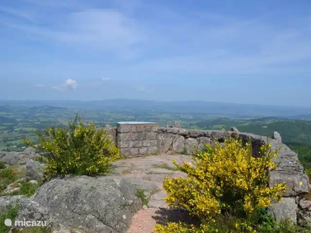 Les Coulisses du Morvan - Le Pavot huren in Frankrijk, Saône-et-Loire, La Chapelle-sous-Uchon - gîte / cottage Uitzichtpunt Uchon