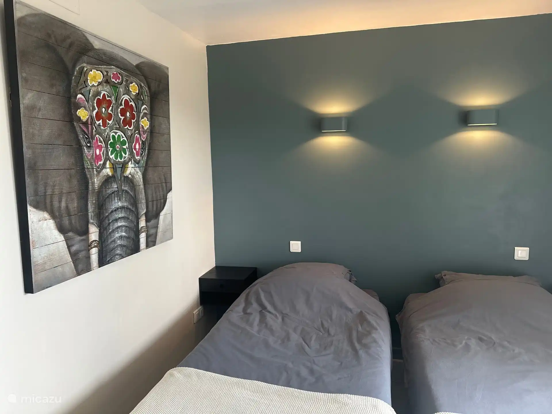 Slaapkamer met twee 1-persoonsbedden