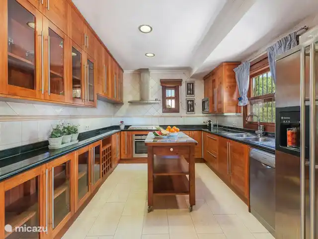 villa huren in Spanje, Mallorca, Alcúdia – Villa Lucky Luke - Prive Zwembad Fantastische Villa aan het strand! Alcudia, Mallorca.