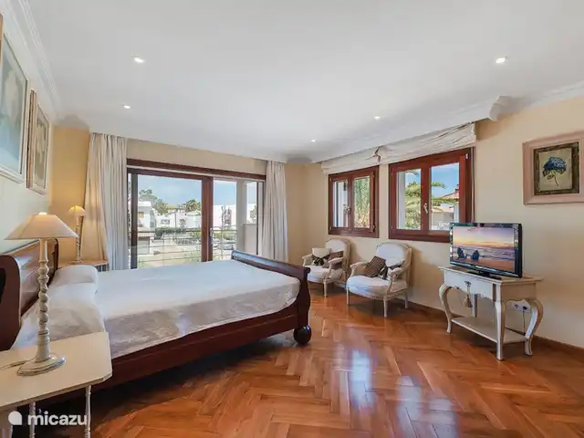 villa huren in Spanje, Mallorca, Alcúdia – Villa Lucky Luke - Prive Zwembad Fantastische Villa aan het strand! Alcudia, Mallorca.