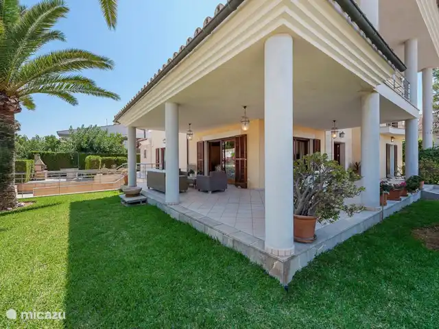villa huren in Spanje, Mallorca, Alcúdia – Villa Lucky Luke - Prive Zwembad Fantastische Villa aan het strand! Alcudia, Mallorca.
