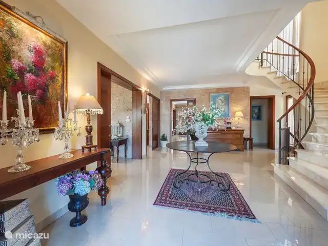 villa huren in Spanje, Mallorca, Alcúdia – Villa Lucky Luke - Prive Zwembad Fantastische Villa aan het strand! Alcudia, Mallorca.