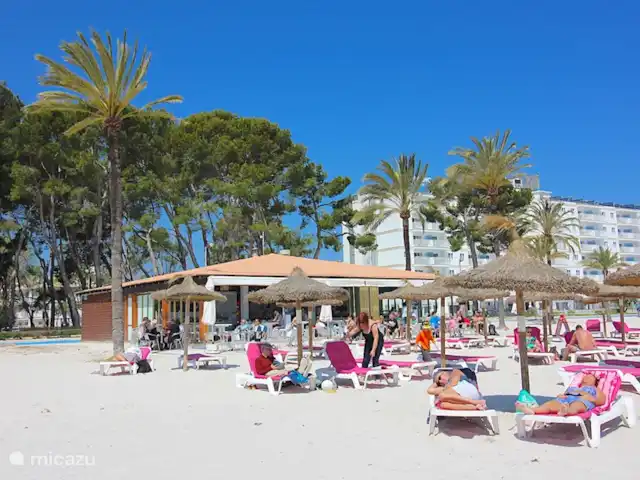 villa huren in Spanje, Mallorca, Alcúdia – Villa Lucky Luke - Prive Zwembad Strand en Bar/ Restaurant