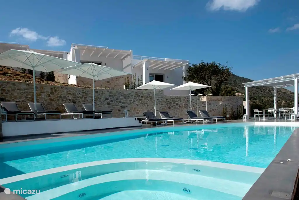 Galini Breeze studios