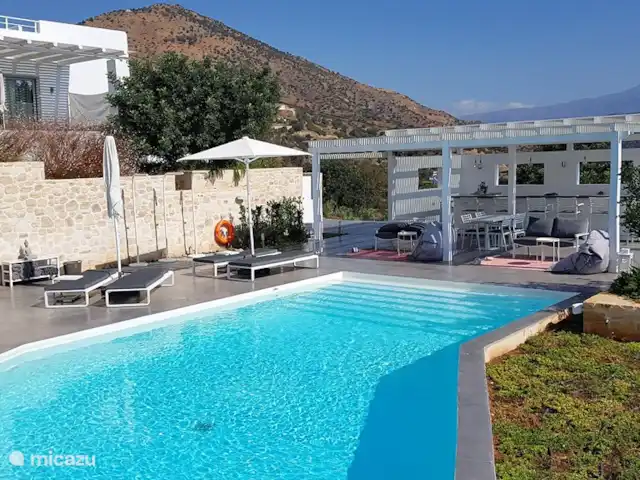 Galini Breeze Studio | Grèce, Crète, Agia Galini - maison de vacances Nous nettoyons la piscine deux fois par jour