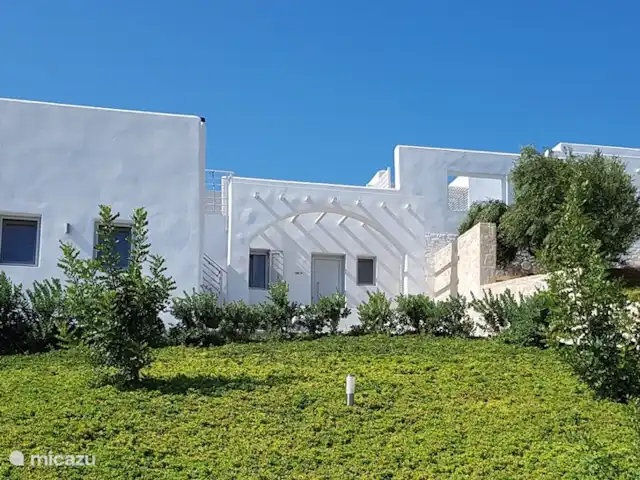 Galini Breeze Studio | Grèce, Crète, Agia Galini - maison de vacances Les studios disposent chacun de leur propre place de parking devant la porte